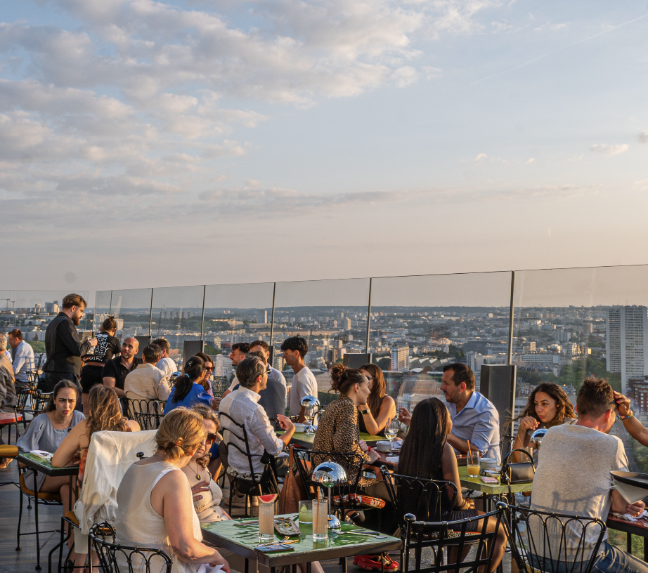 Sunday Brunch & DJ set on the rooftop