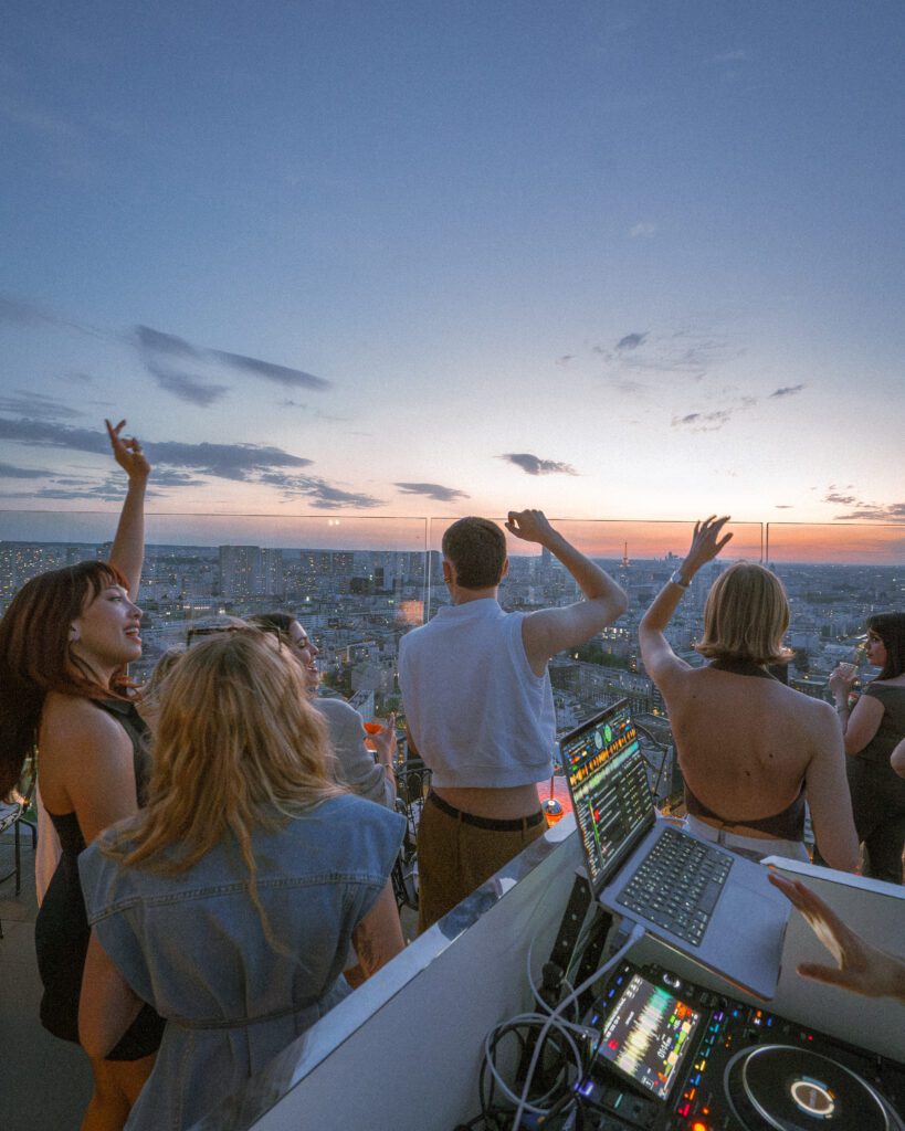 BDAD42CA-052C-42CD-BBA7-E1F0A4635C59