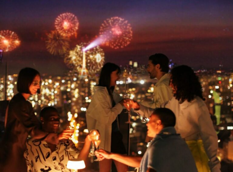 Feu d'artifice du 14 juillet au rooftop TOO TacTac